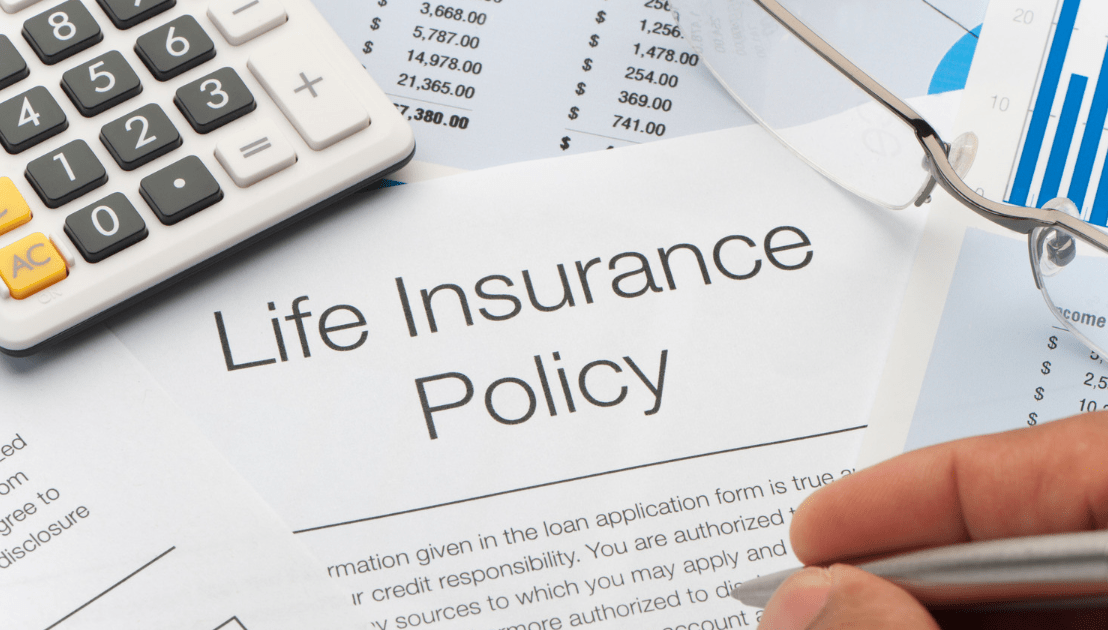 The Pros and Cons of Group Life&nbsp;Insurance
